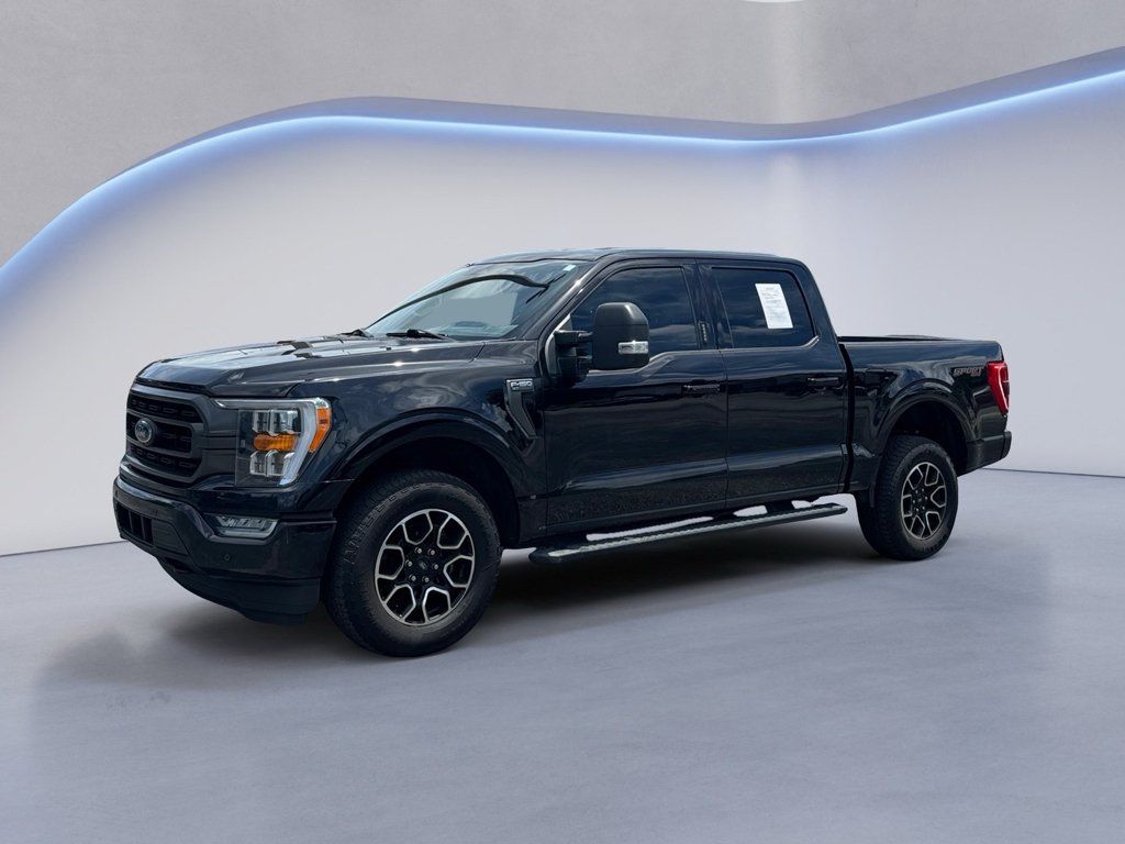Used 2023 Agate Black Metallic Ford XLT image 7