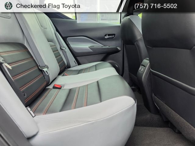 Used 2024 Aspen White Tricoat/Super Black Nissan SR image 46