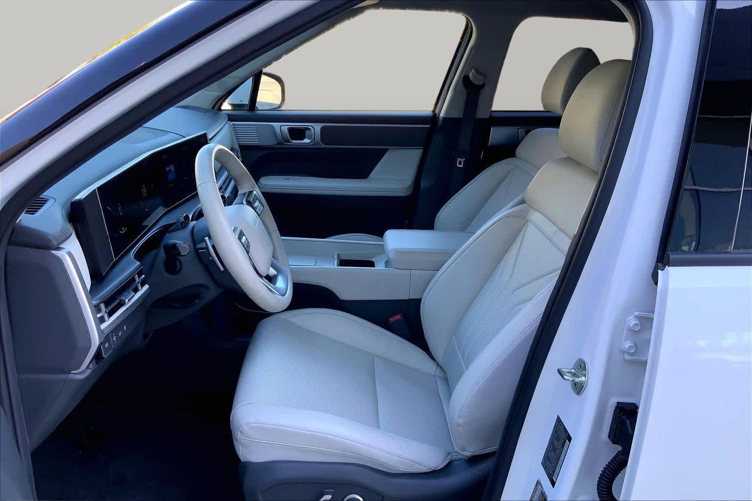 Used 2026 Serenity White Hyundai SEL image 8