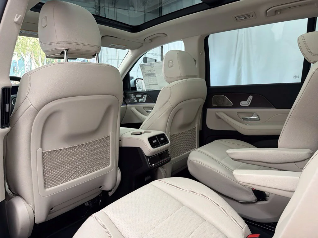 New 2027 Silver Mercedes-Benz GLS 450 image 24