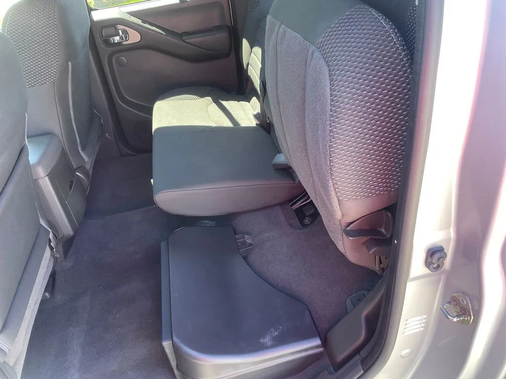 Used 2019 Gun Metallic Nissan PRO-4X image 9