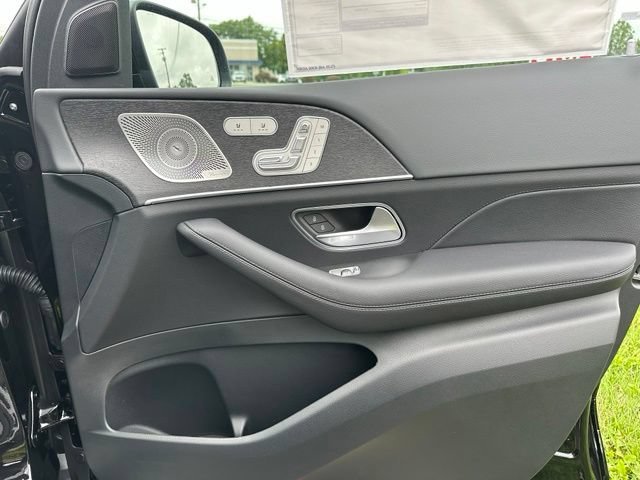 New 2026 Obsidian Black Metallic Mercedes-Benz GLS 450 image 66