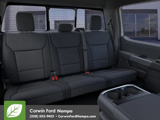 New 2026 Oxford White Ford XLT image 11