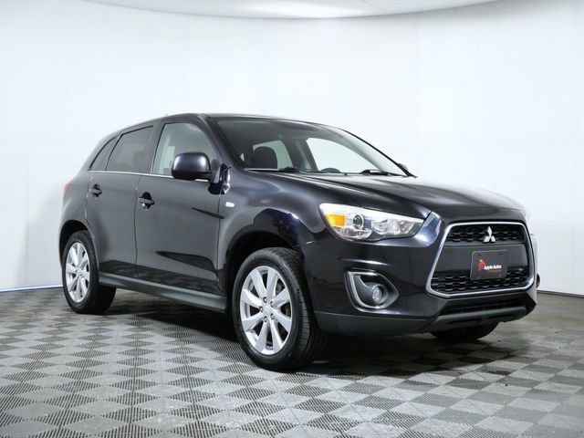 2014 Mitsubishi Outlander Sport 2.0 SE AWC CVT's photo