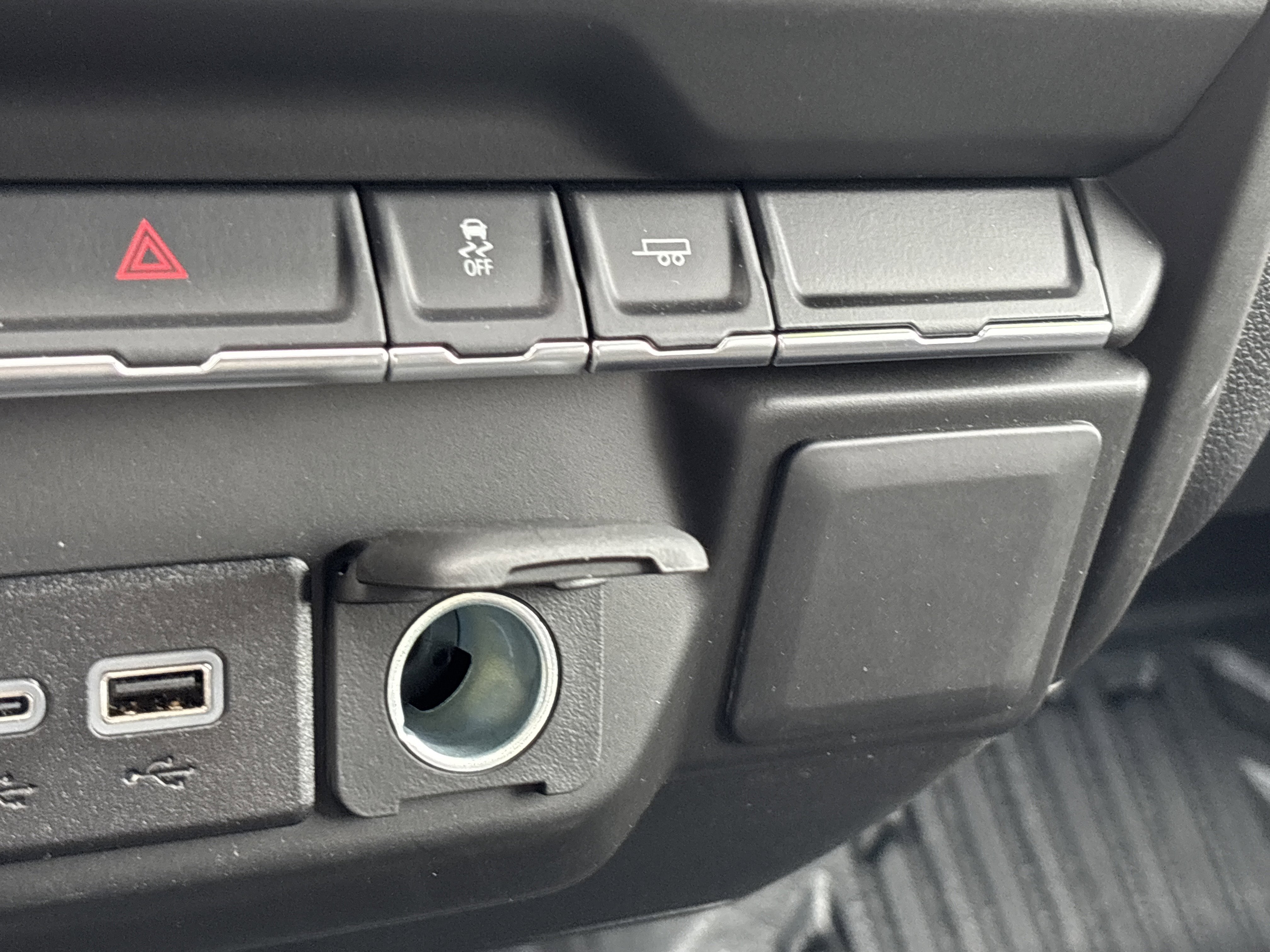 2026 GMC Sierra 3500HD Pro - Photo 36