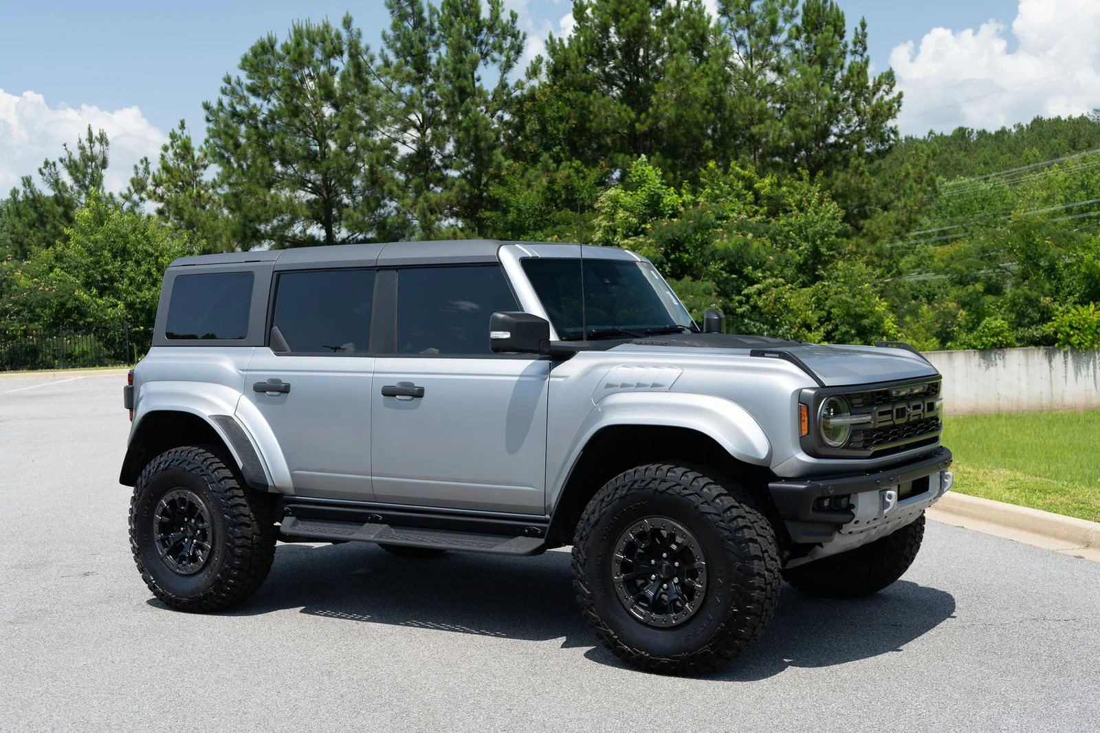 Used 2024 Silver Ford Raptor image 22
