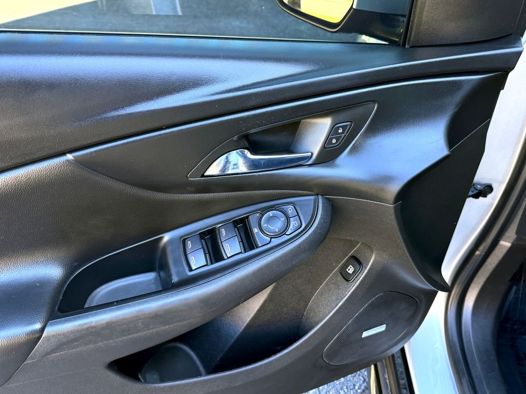 Used 2017 Silver Chevrolet Premier image 16