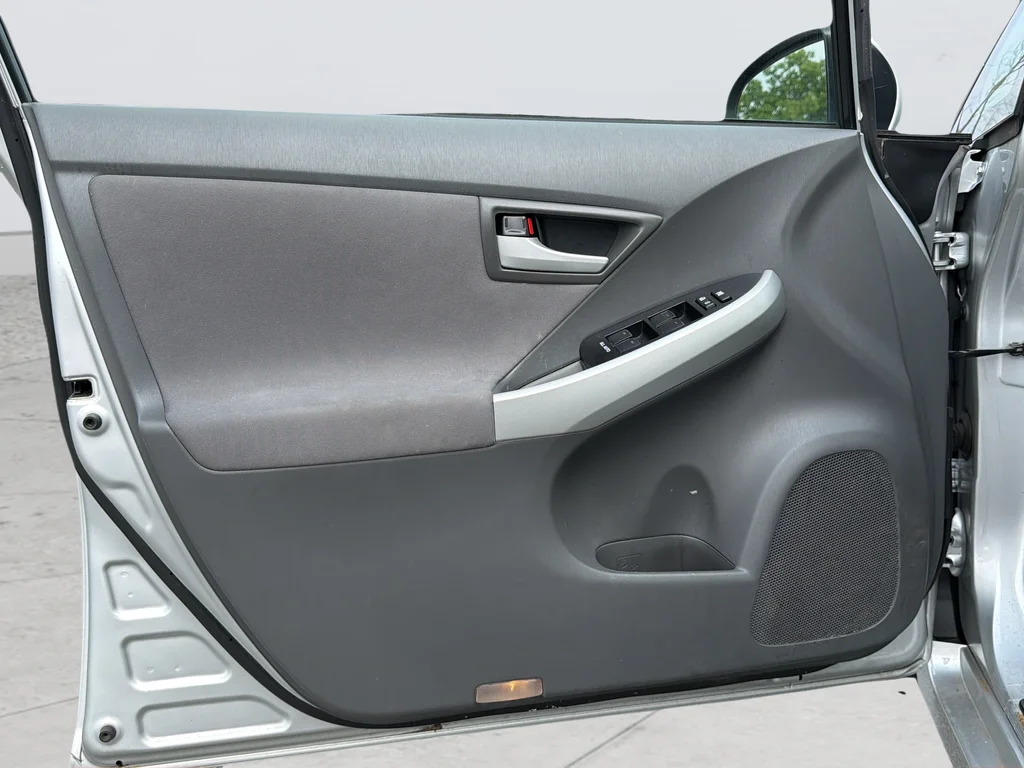 Used 2011 Silver Toyota Two image 24