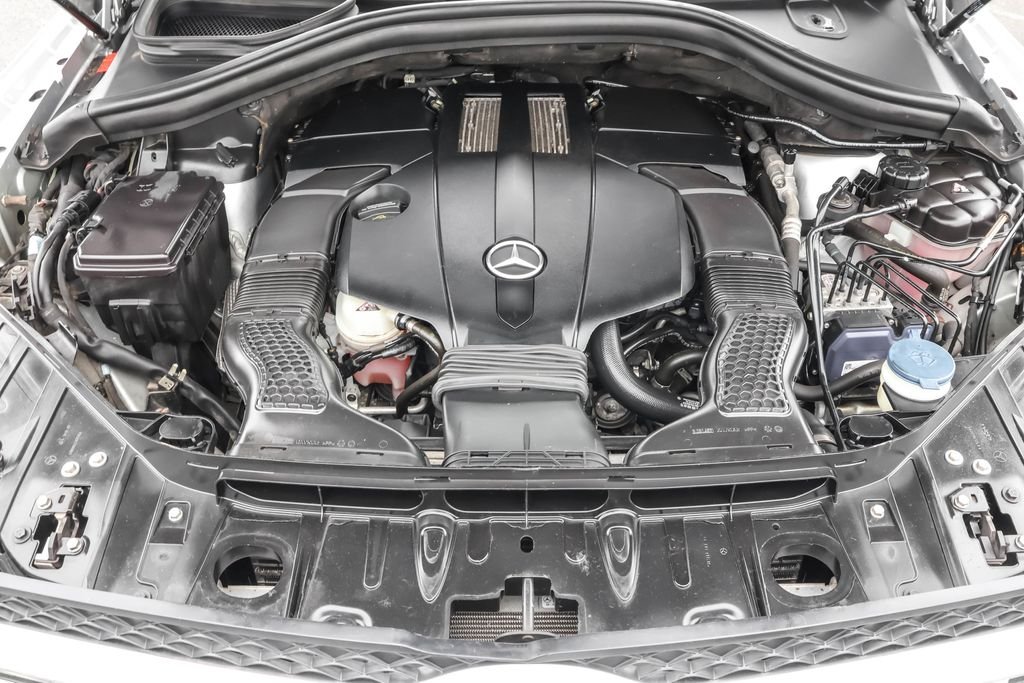 Used 2017  Mercedes-Benz GLS 450 image 42