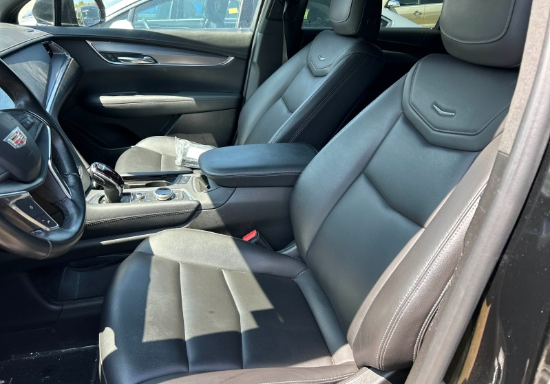 Used 2023 Black Cadillac Luxury image 2