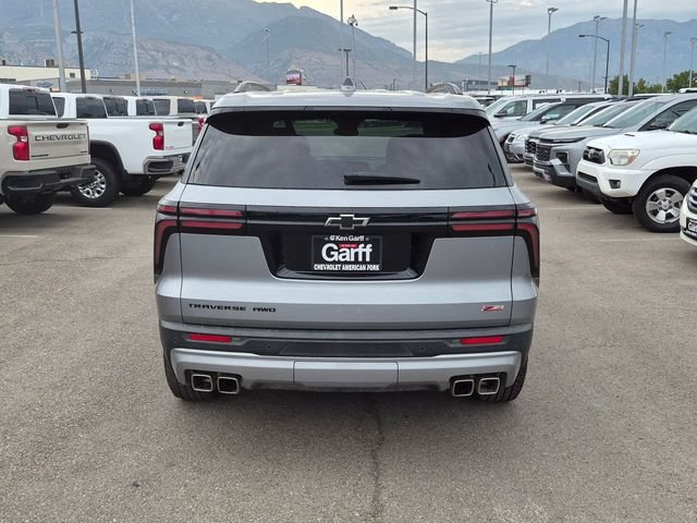 Used 2025 Sterling Gray Metallic Chevrolet Z71 image 4