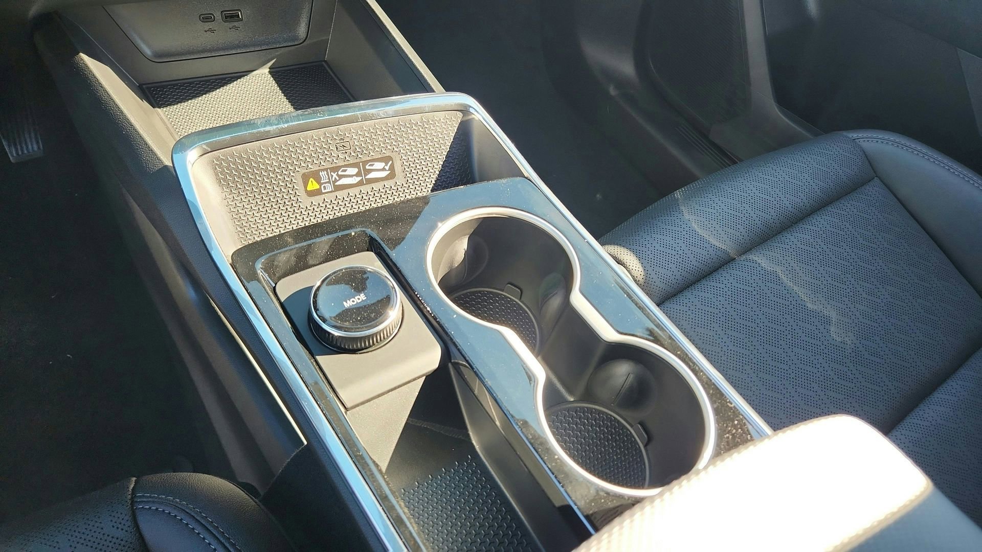 2026 Chevrolet Equinox LT - Photo 13