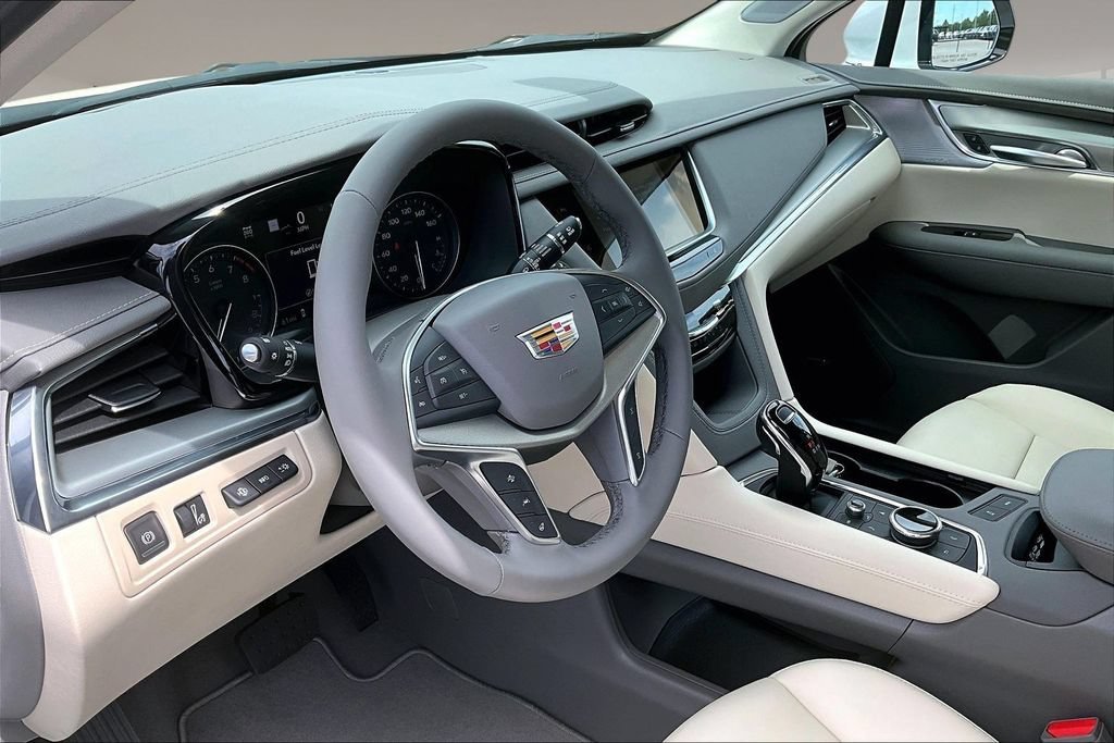 New 2026 Crystal White Tricoat Cadillac Premium Luxury image 6