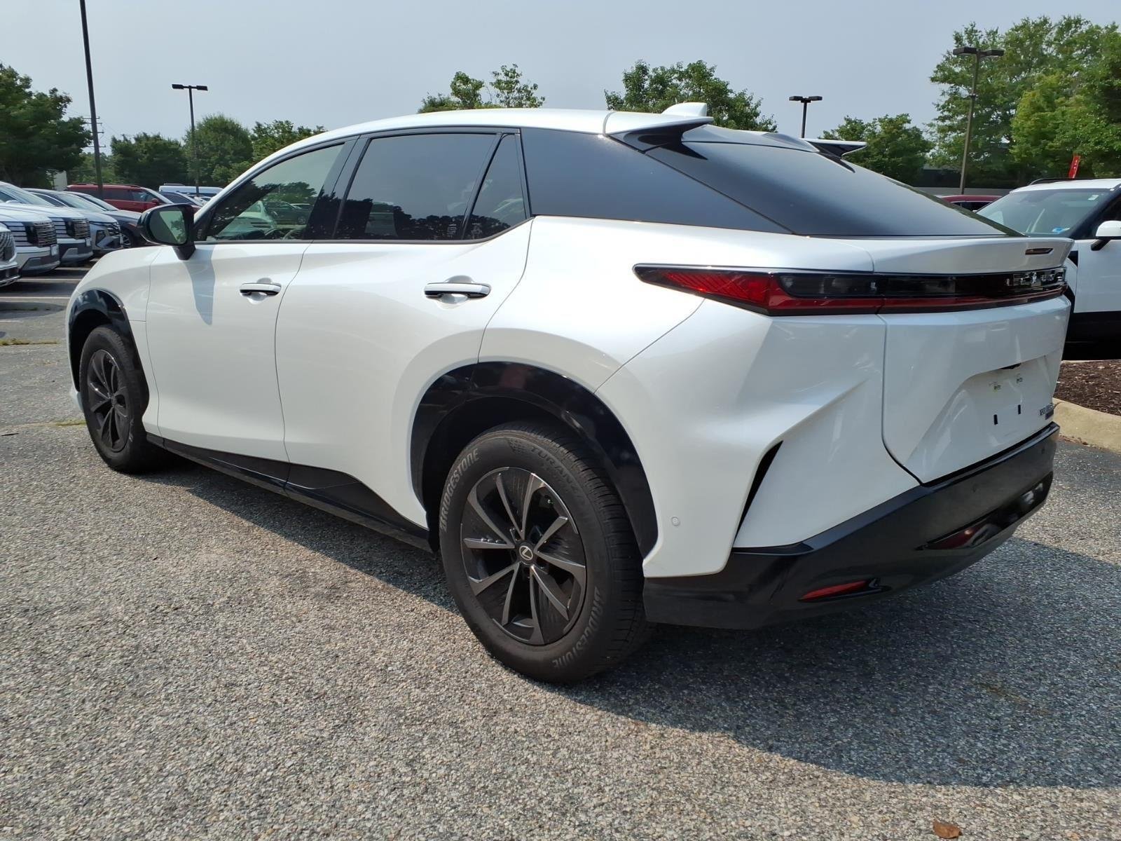 Used 2026 Oxygen White Lexus RZ 450e Premium image 8