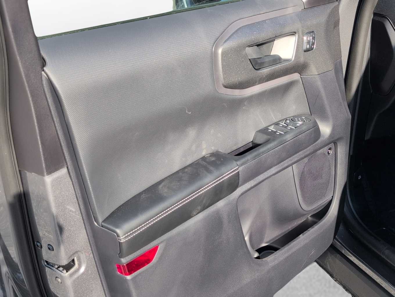 New 2025 Carbonized Gray Metallic Ford Outer Banks® image 10
