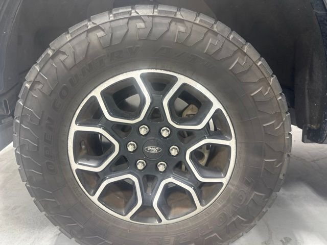 Used 2019 Black Ford Lariat image 11