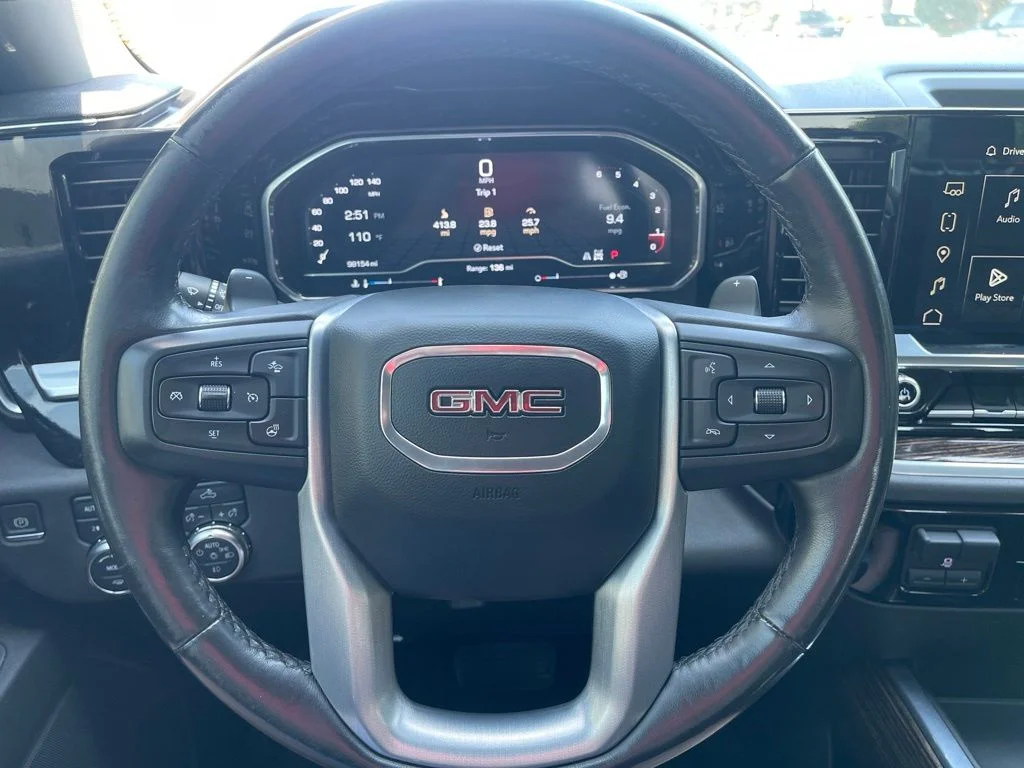 Used 2022 Onyx Black GMC Elevation image 11
