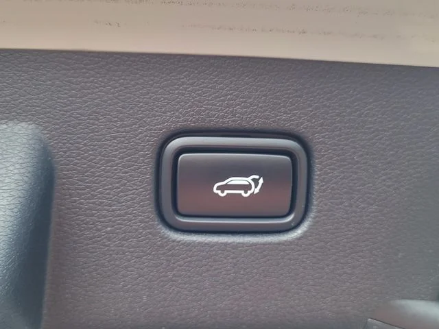Certified Used 2023 White Kia X-Pro image 5