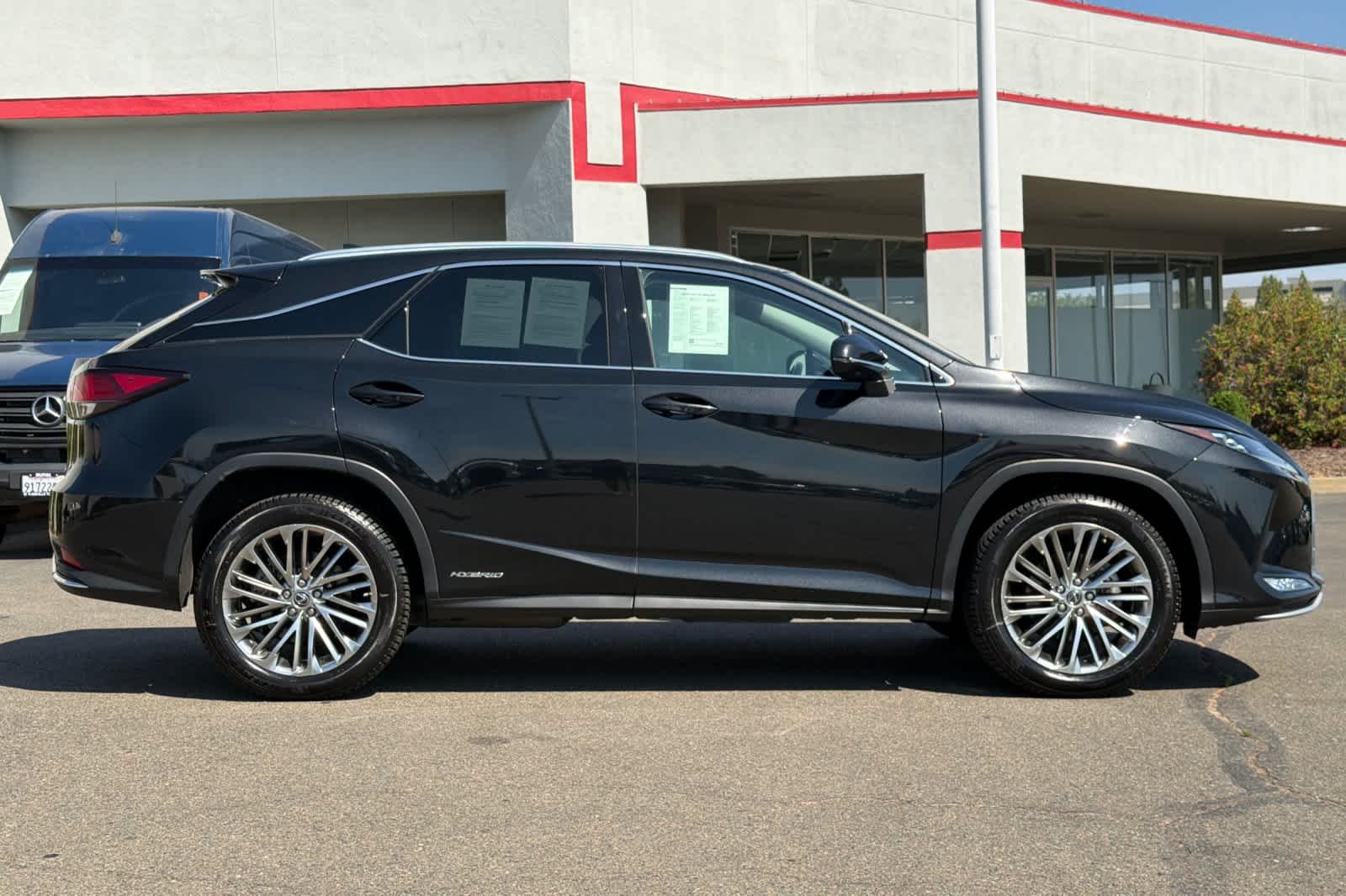Certified Used 2022 CAVIAR Lexus  image 6