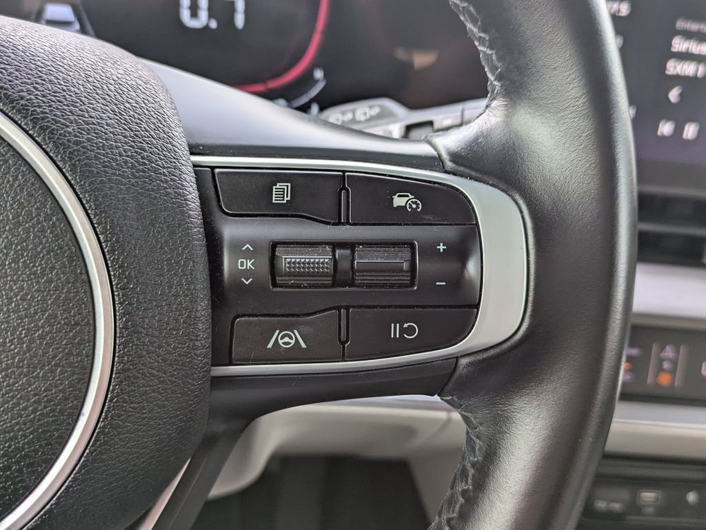 Used 2023 Black Kia EX image 29
