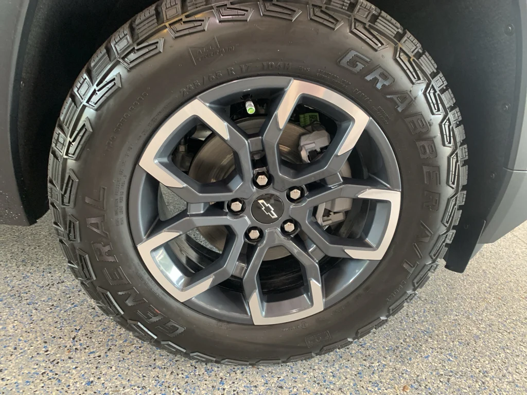2027 Chevrolet Equinox ACTIV - Photo 35