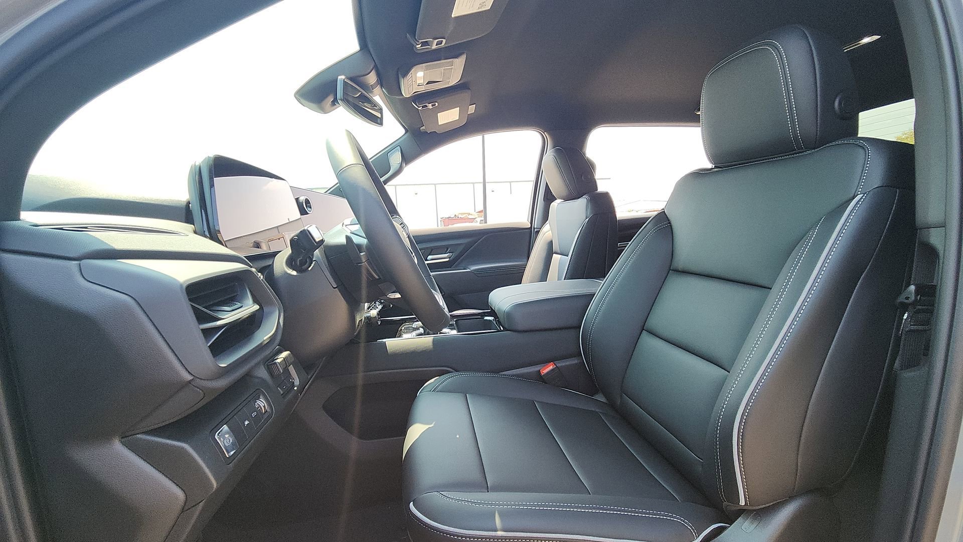 2026 Chevrolet Silverado EV LT - Photo 10