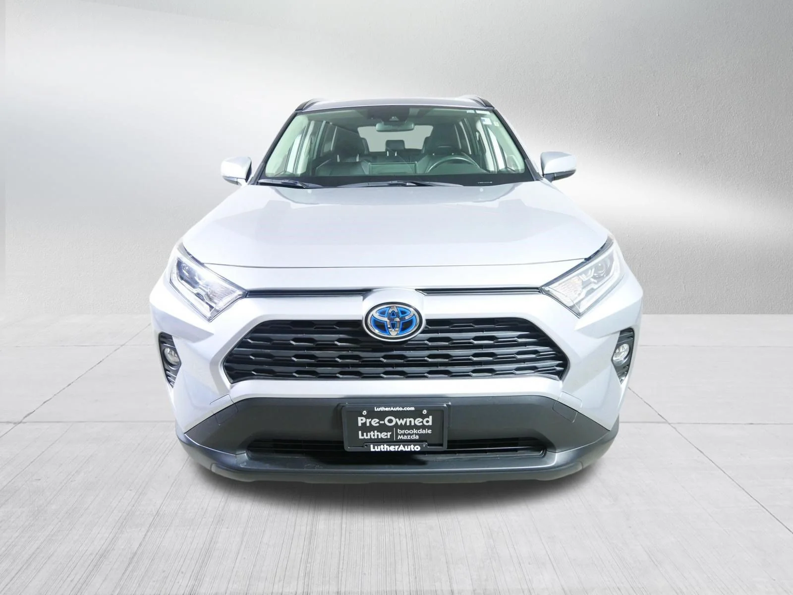 Used 2021 Silver Sky Metallic Toyota Hybrid XLE Premium image 2