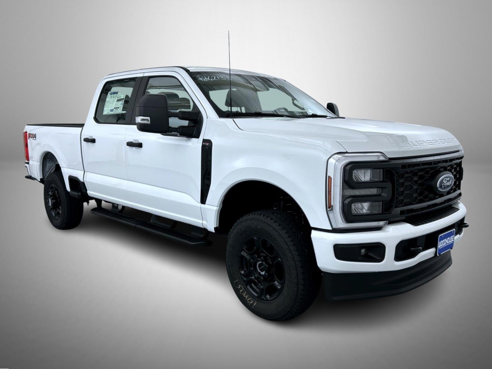 New 2026 Oxford White Ford XL image 3