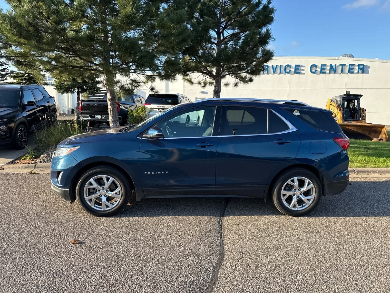 Used 2019 PACIFIC BLUE METALLIC Chevrolet LT image 4