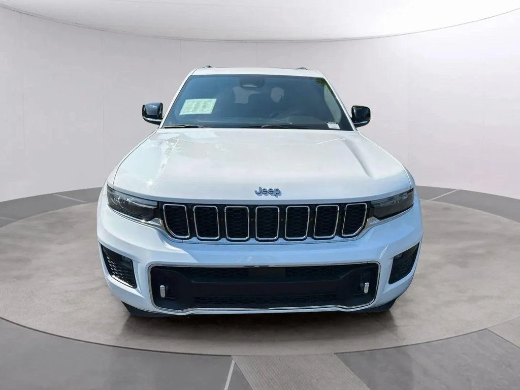2023 Jeep Grand Cherokee Overland - Photo 7