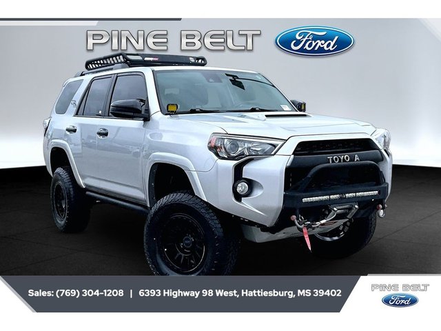 2020 Toyota 4Runner TRD Off Road