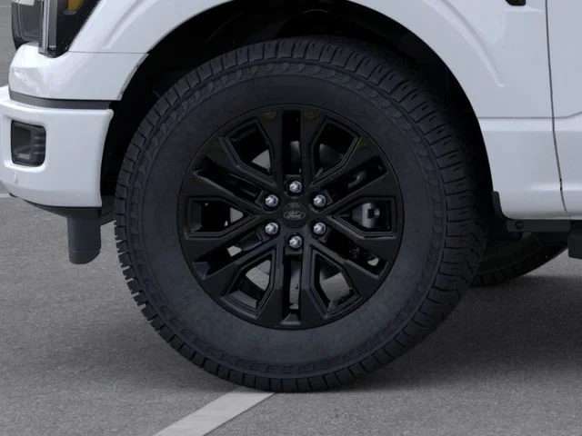 New 2026 Oxford White Ford Lariat® image 19