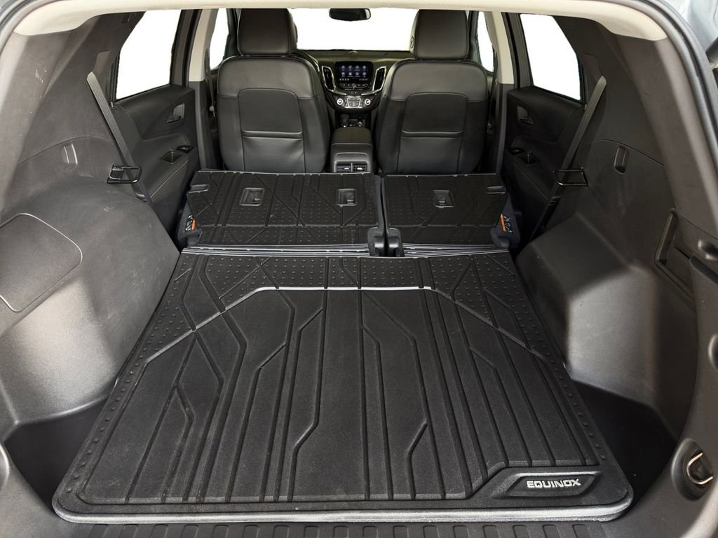 Used 2023 Gray Chevrolet Premier image 27