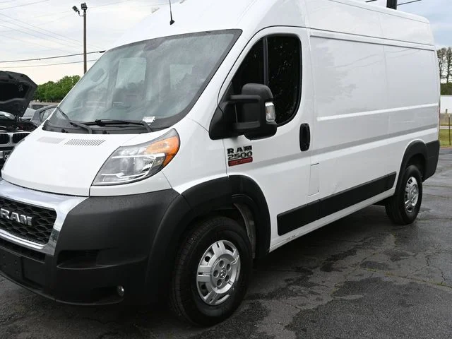 Used 2019 White Ram High Roof image 23