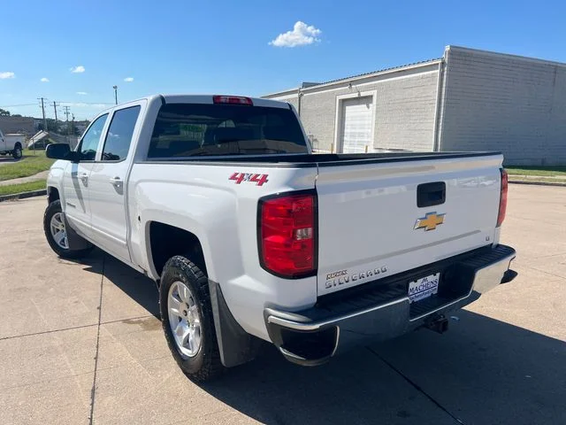 Used 2018 White Chevrolet LT image 4