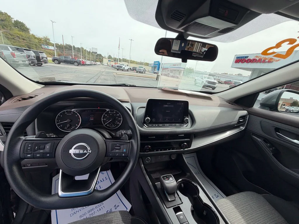 Used 2023 Gray Nissan SV image 23
