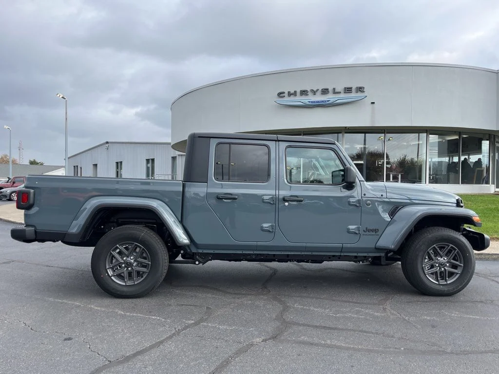 2026 Jeep Gladiator Sport S - Photo 45