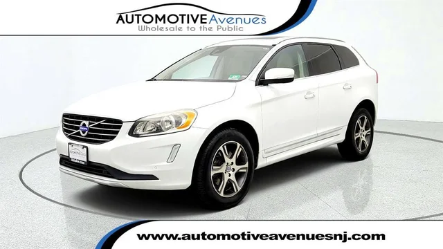 2015 Volvo XC60 2015.5 AWD 4dr T6 w/ Proximity, BLIS & Convenience Packages