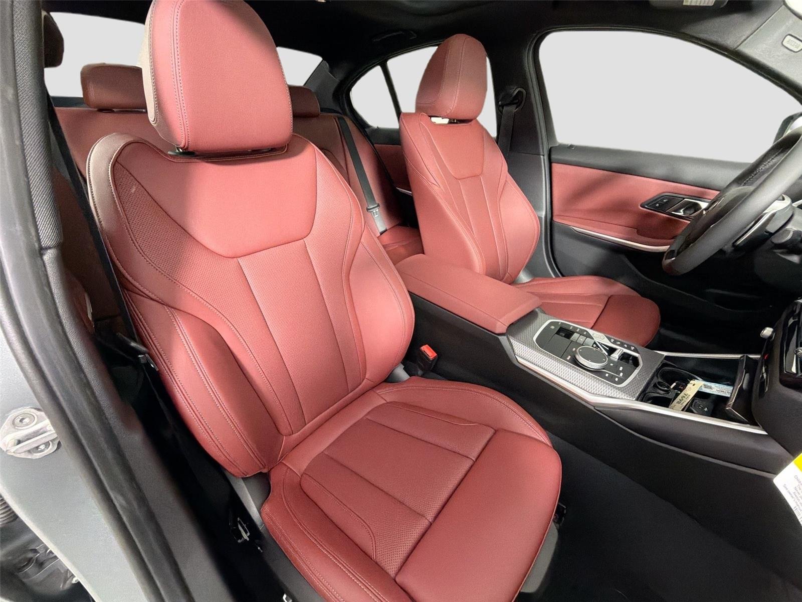 New 2026 Skyscraper Grey Metallic BMW 330i NA xDrive image 29