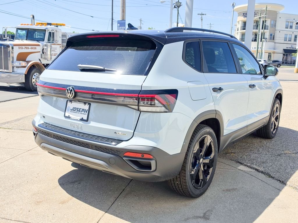 New 2026 Gray Volkswagen 1.5T SE Black image 5
