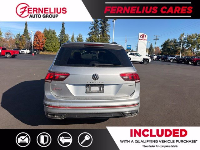 Used 2022 Silver Volkswagen 2.0T SE R-Line Black image 3