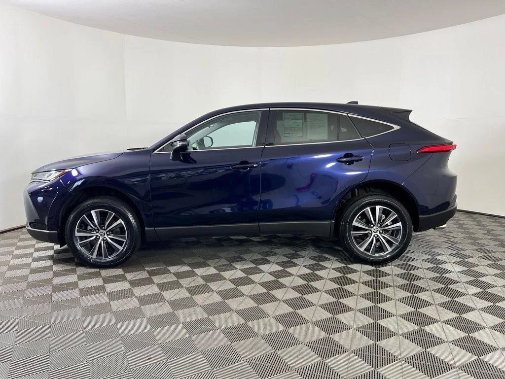 Used 2024 Blueprint Toyota LE image 19