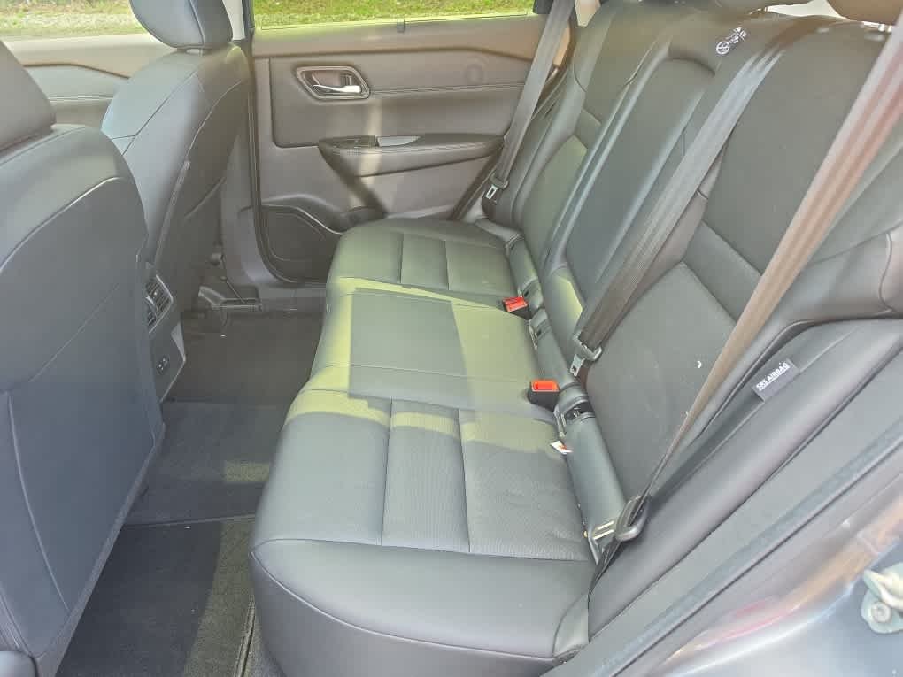 Certified Used 2023 Gun Metallic Nissan SV image 20
