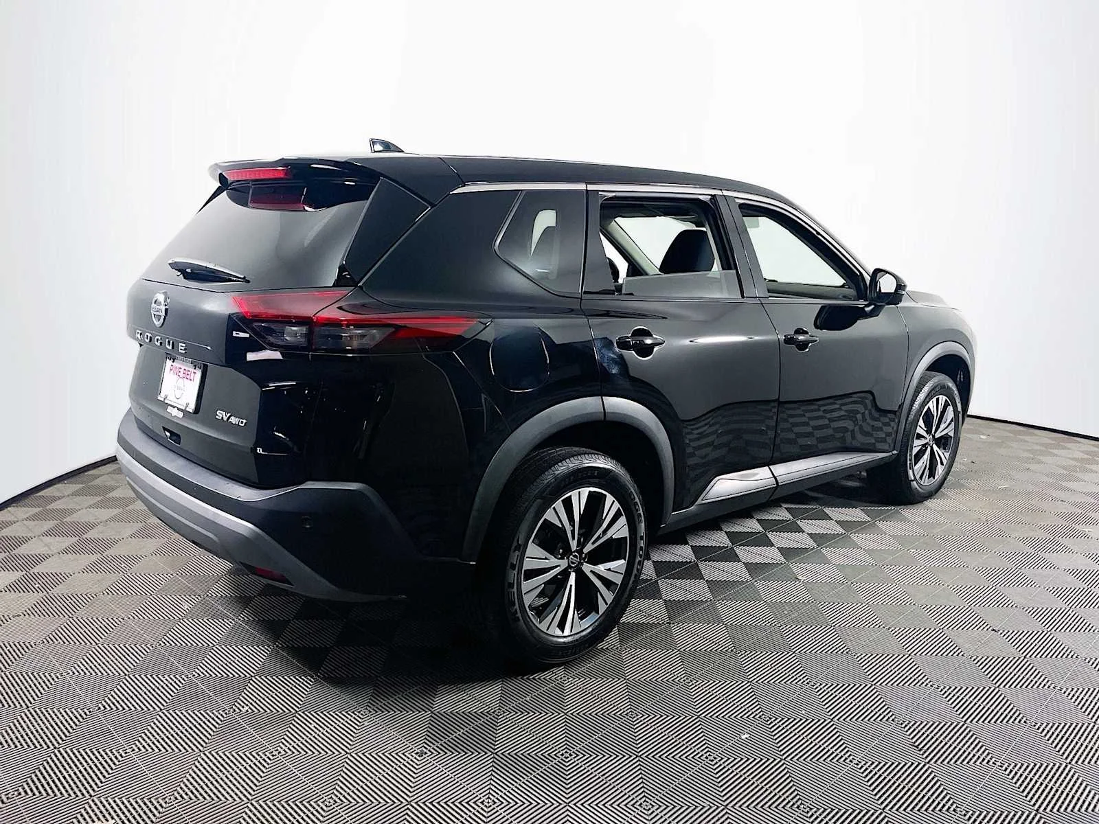 Used 2021 Super Black Nissan SV image 4
