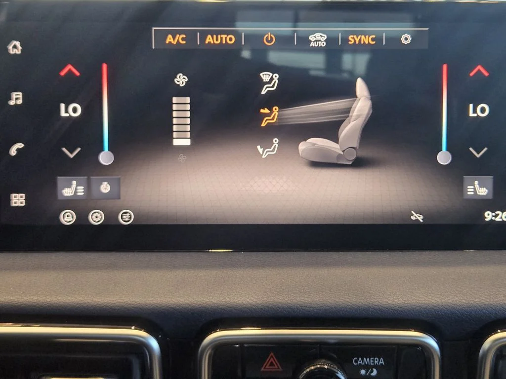 New 2026 White Nissan SL image 17