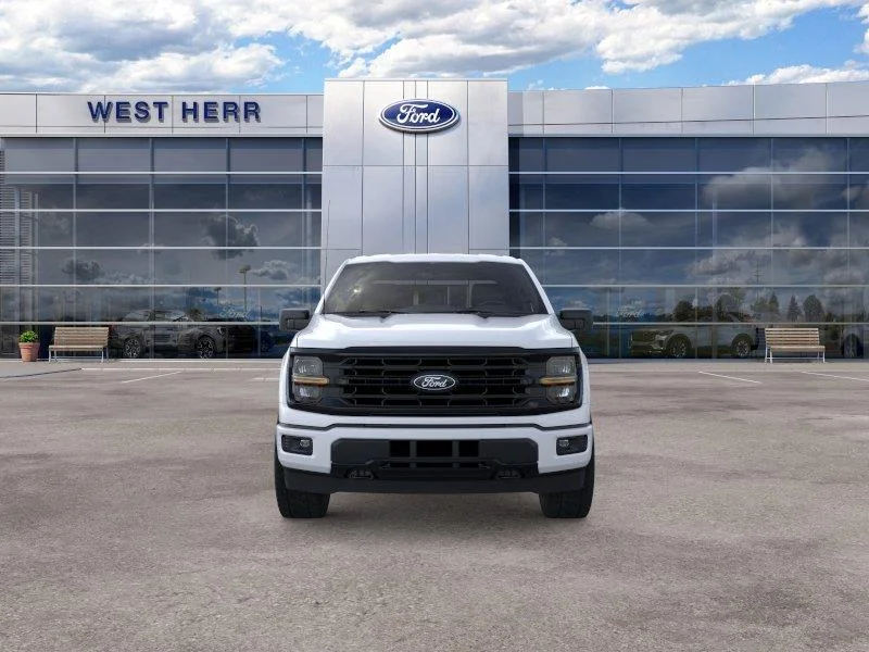 New 2026 Oxford White FORD XLT image 7