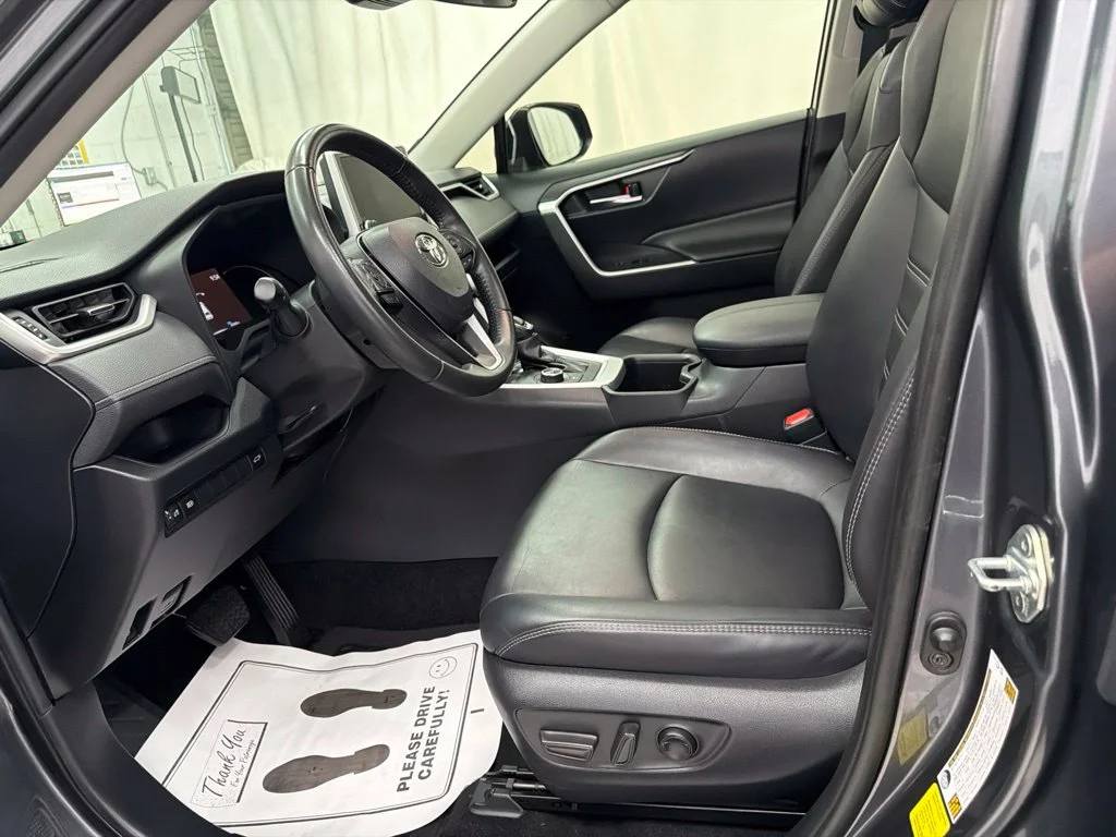Used 2023 Gray Toyota XLE Premium image 13