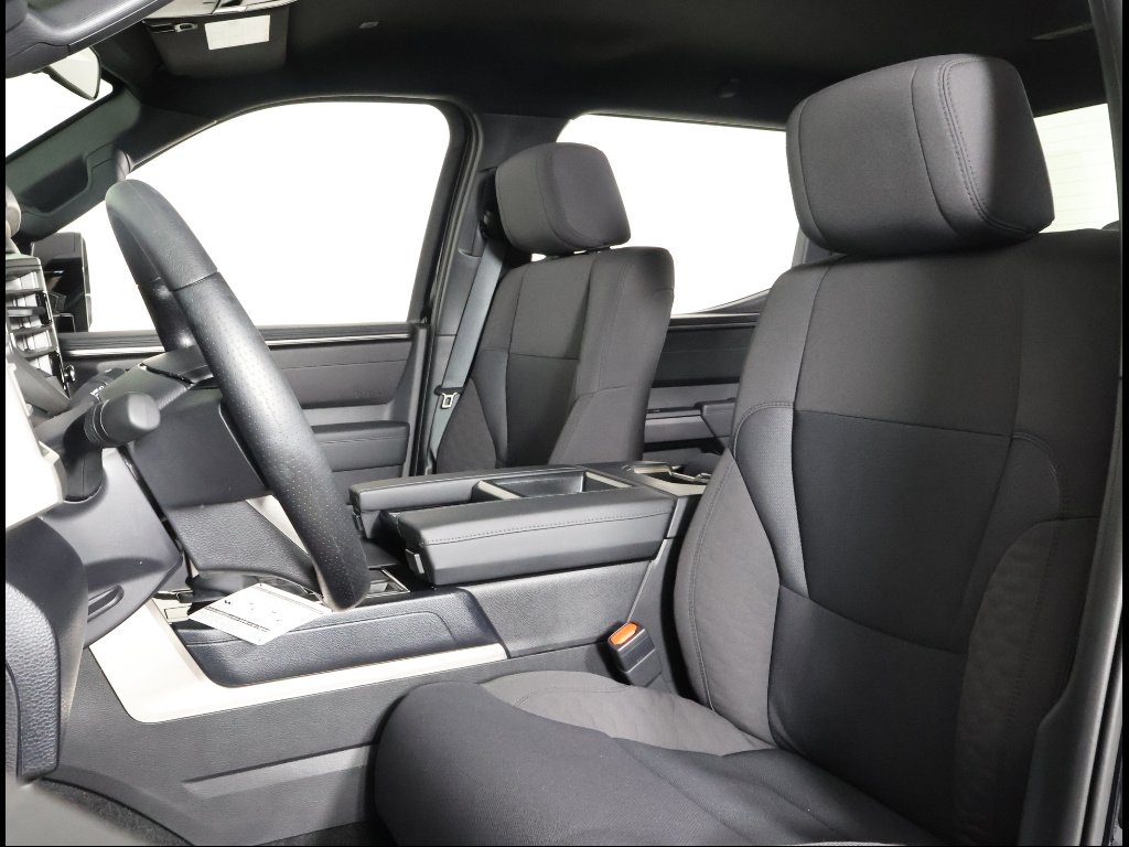 2026 Toyota Tundra SR5 - Photo 5