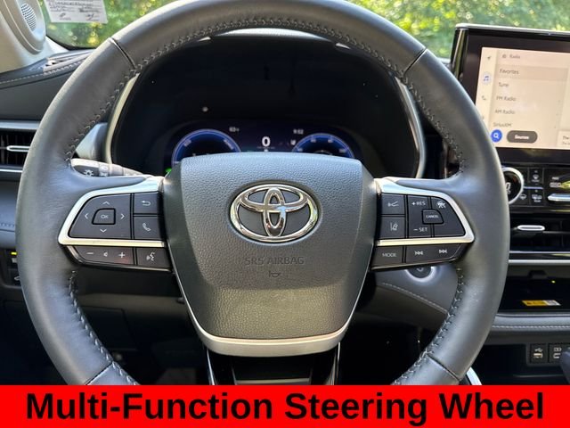 Used 2024  Toyota Platinum image 17