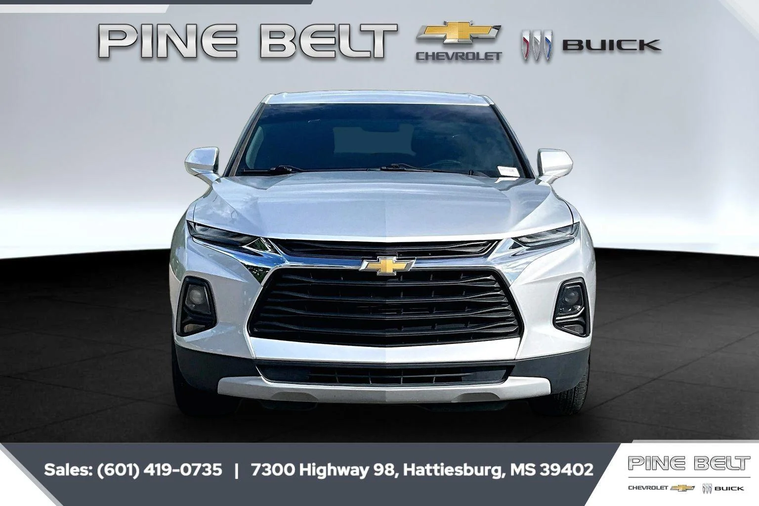 Used 2020 SILVER ICE METALLIC Chevrolet LT image 3